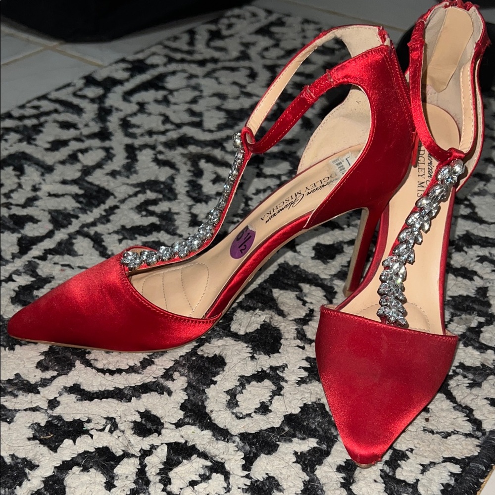 Red Heels with Silver Embellishments - Picture 2 of 3